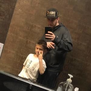 Meet your Posher, Kadin